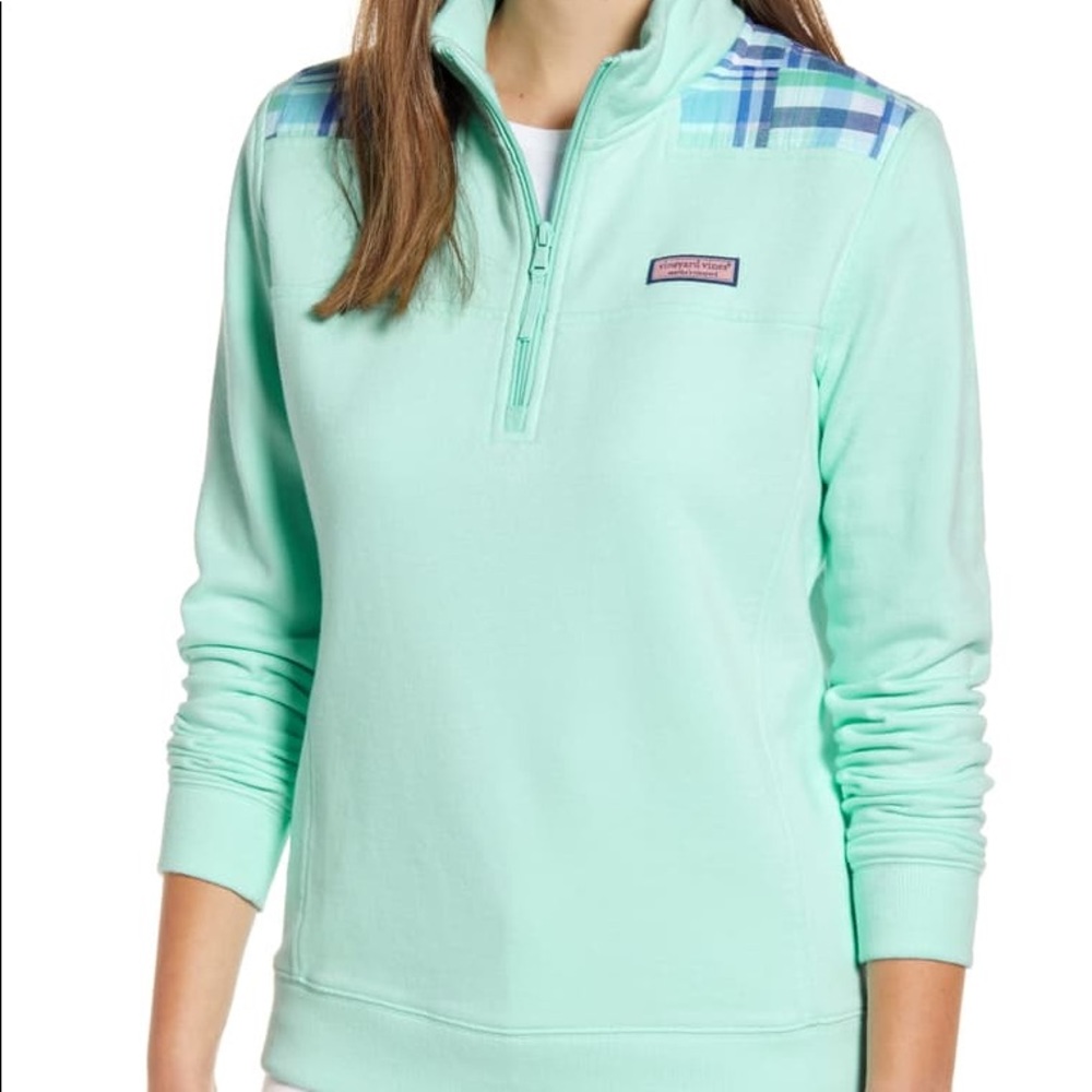 EUC Madras Vineyard Vines Pullover